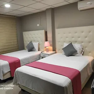  Apartahotel Royalinn